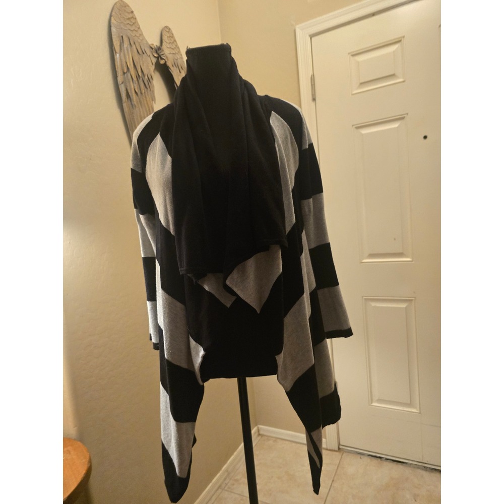 G by Giuliana Black Grey Striped Waterfall Open Front Cardigan Sweater Medium